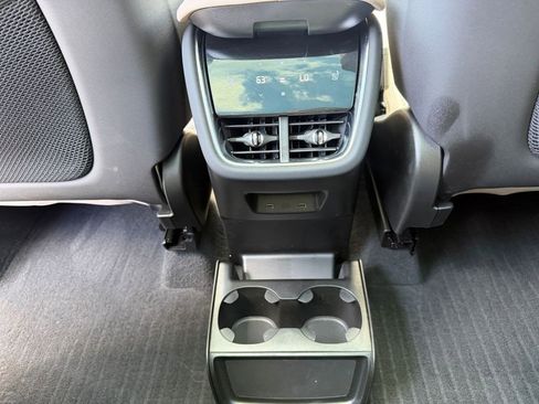 Used 2025 Volvo EX90 Ultra AWD/4WD image 24