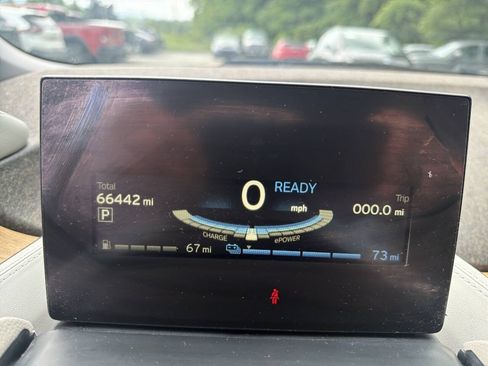 Used 2015 BMW i3 w/ Range Extender RWD image 17