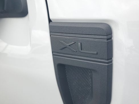 New 2026 Ford Maverick XL AWD/4WD image 8