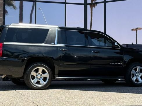 Used 2016 Chevrolet Suburban LTZ RWD image 13