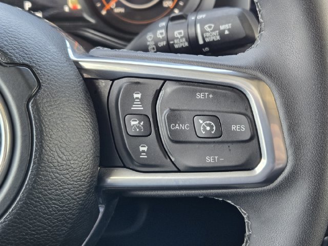 Certified 2026 Jeep Wrangler Unlimited Sahara AWD/4WD image 36