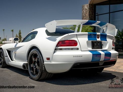 Used 2009 Dodge Viper ACR RWD image 38