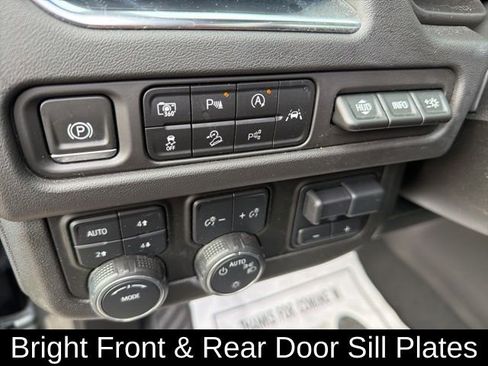 Used 2023 Chevrolet Tahoe High Country w/ Advanced Technology Package image 31