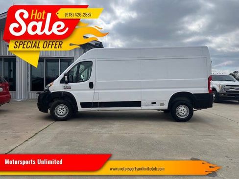 Used 2021 RAM ProMaster 2500 FWD image 1