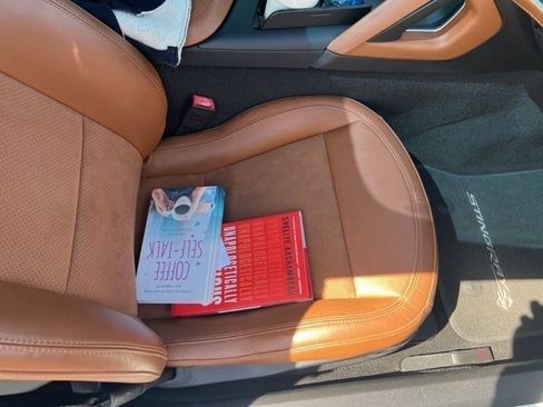 Used 2014 Chevrolet Corvette Z51 w/ 3LT Preferred Equipment Group image 21