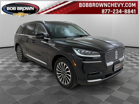 Used 2023 Lincoln Aviator AWD w/ Premium Package image 1