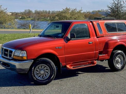 Used 1999 Ford Ranger XLT AWD/4WD image 3