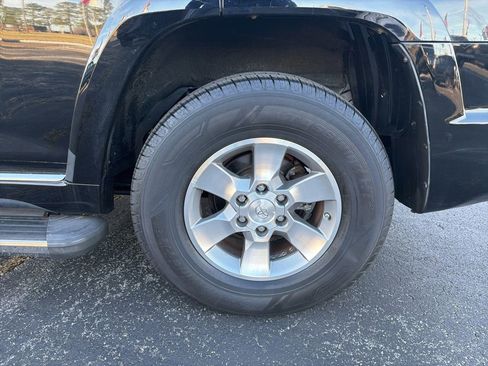 Used 2011 Toyota 4Runner SR5 image 27