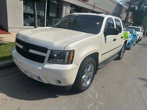 Used 2011 Chevrolet Avalanche LTZ AWD/4WD image 1