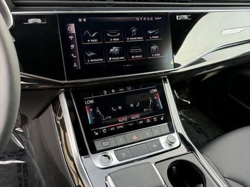 Certified 2025 Audi Q8 Premium Plus AWD/4WD image 30