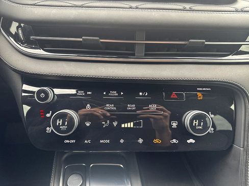 Certified 2023 INFINITI QX60 Autograph w/ Cargo Package image 17