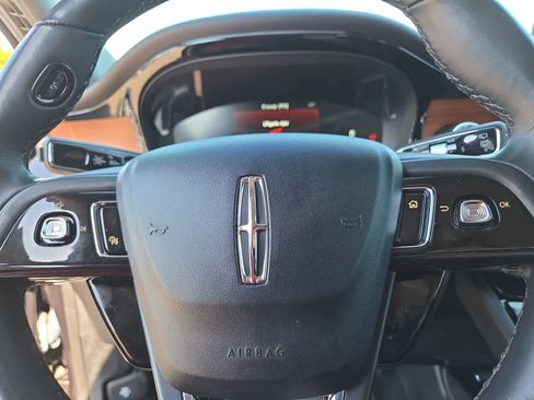 Used 2022 Lincoln Corsair Reserve w/ Equipment Group 201A AWD/4WD image 23