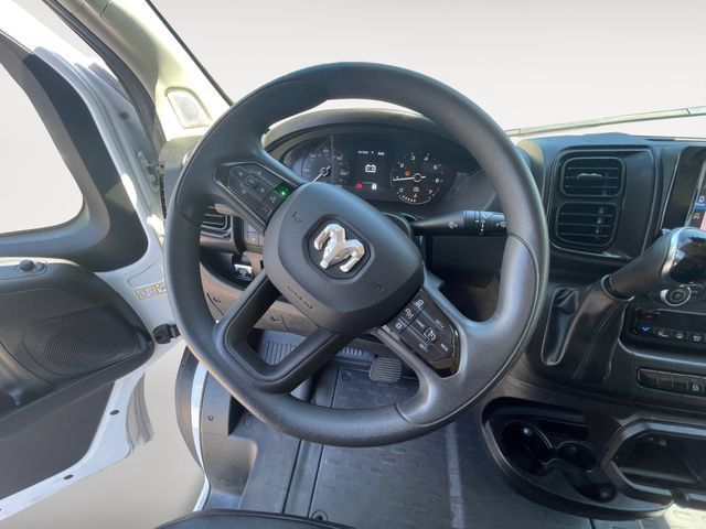 Used 2025 RAM ProMaster 2500 w/ Convenience Group FWD image 12