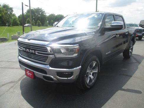 Used 2021 RAM 1500 Laramie AWD/4WD image 11