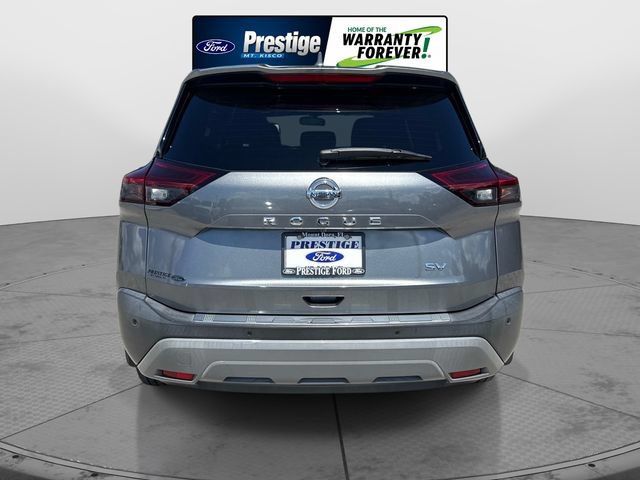 Used 2021 Nissan Rogue SV FWD image 5