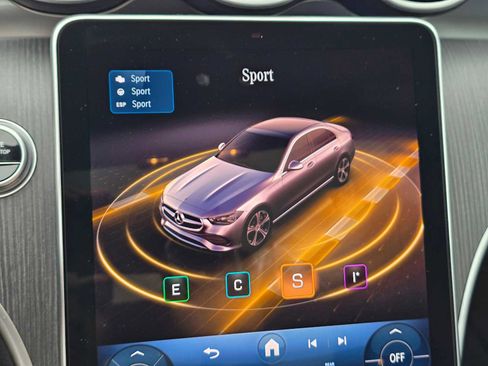 Used 2025 Mercedes-Benz C 300 4MATIC Sedan image 35