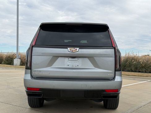 Certified 2023 Cadillac Escalade Sport image 6