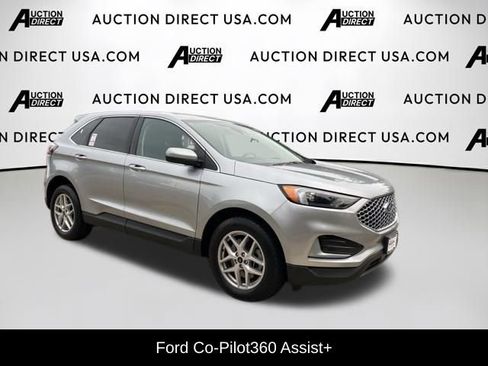 Used 2024 Ford Edge SEL image 2