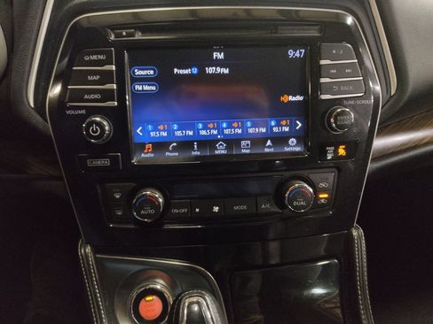 Used 2017 Nissan Maxima Platinum w/ Medallion Package image 25