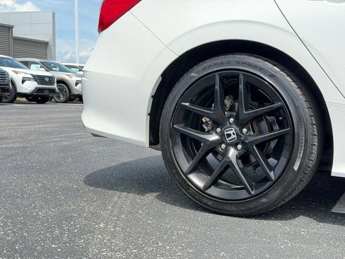Used 2023 Honda Civic Sport image 40