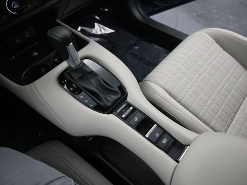 Used 2026 Honda HR-V LX image 24