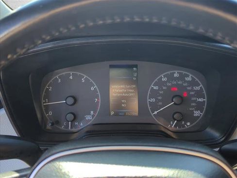Used 2023 Toyota Corolla SE image 17