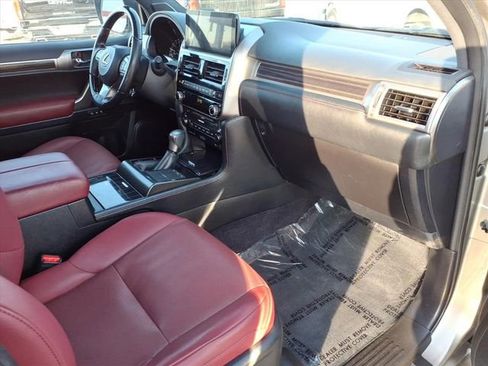 Used 2022 Lexus GX 460 Premium image 25