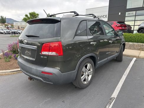 Used 2012 Kia Sorento EX w/ EX V6 Premium Pkg FWD image 5