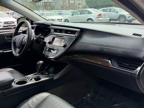 Used 2014 Toyota Avalon XLE Touring FWD image 15