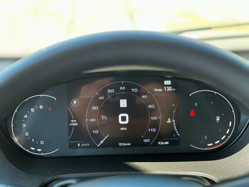 Used 2025 RAM ProMaster 2500 w/ U-Haul Equipment Group FWD image 19