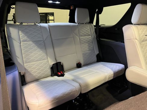 Used 2026 Cadillac Escalade V w/ LPO, ONYX Package image 45