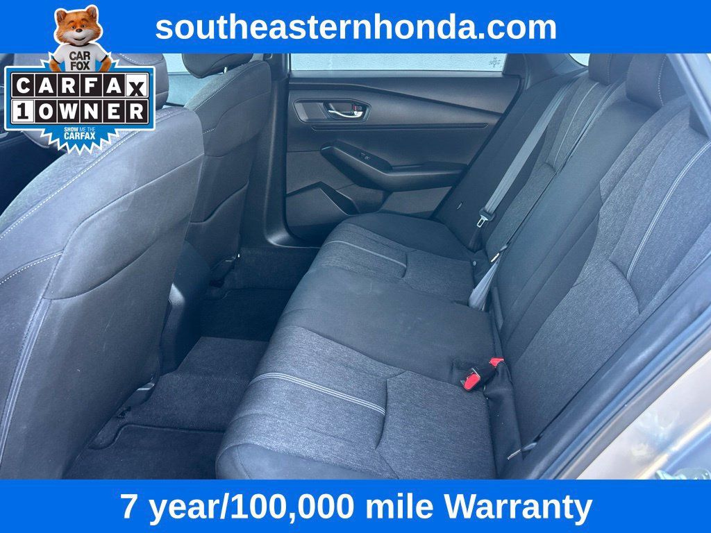 Used 2024 Honda Accord Sport image 11