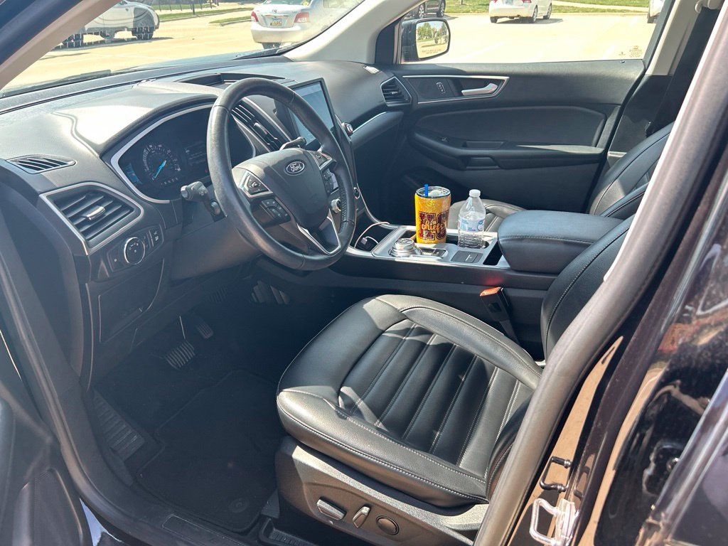 Used 2021 Ford Edge SEL w/ Convenience Package AWD/4WD image 8