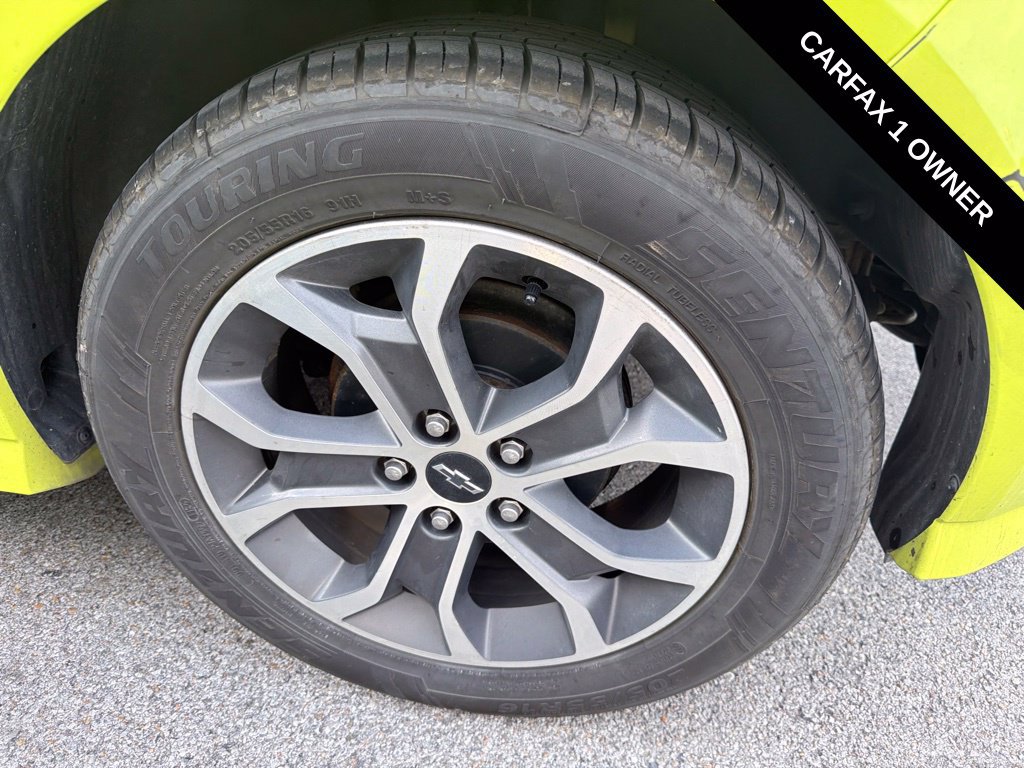Used 2019 Chevrolet Sonic LT w/ Convenience Package FWD image 13