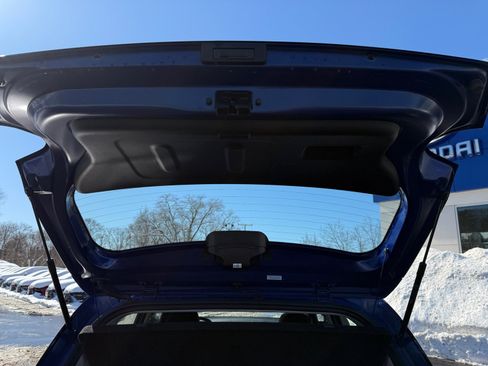 New 2025 Hyundai Venue SEL image 35