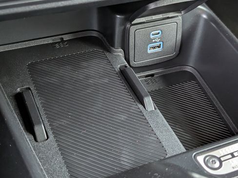 New 2025 Ford Bronco Outer Banks AWD/4WD image 19