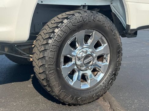 Used 2017 Ford F250 XL w/ Power Equipment Group AWD/4WD image 30