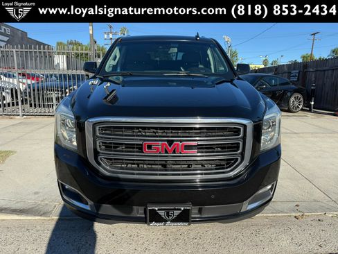 Used 2020 GMC Yukon SLT image 2