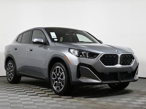 New 2026 BMW X2 xDrive28i w/ Technology Package image 9
