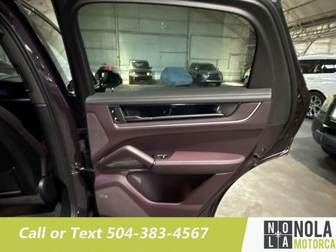 Used 2024 Porsche Cayenne S image 26