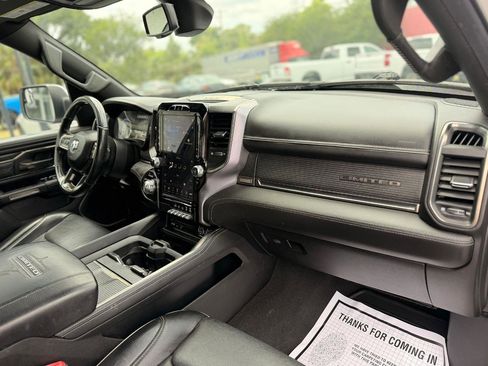 Used 2019 RAM 1500 Limited AWD/4WD image 12