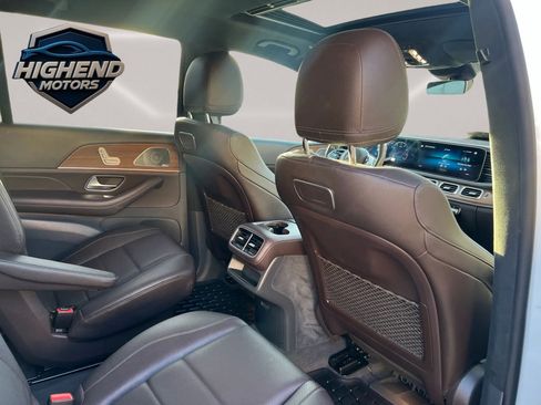 Used 2020 Mercedes-Benz GLS 450 4MATIC image 25