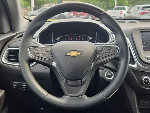 Certified 2024 Chevrolet Equinox LT FWD image 15