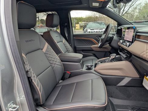 New 2026 GMC Canyon Denali AWD/4WD image 23
