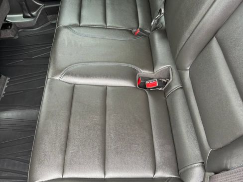 Used 2025 Buick Envista Sport Touring w/ Convenience I Package FWD image 34