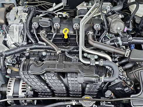 Certified 2025 Nissan Altima 2.5 SR AWD/4WD image 28