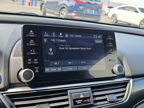 Used 2021 Honda Accord Sport image 17