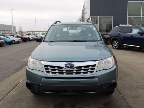 Used 2012 Subaru Forester 2.5X w/ Alloy Wheel Pkg image 2
