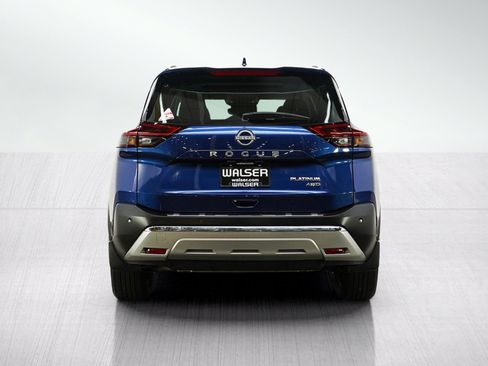 Used 2023 Nissan Rogue Platinum AWD/4WD image 5