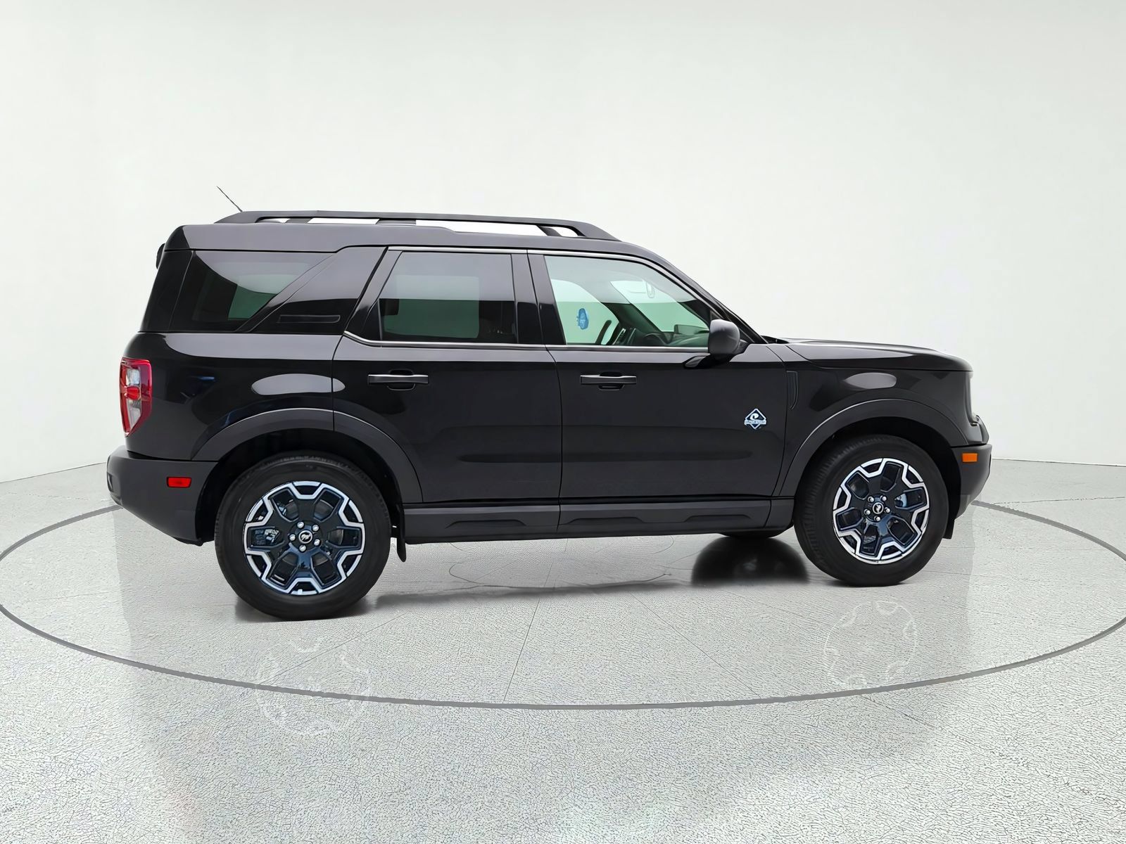 New 2026 Ford Bronco Sport Outer Banks w/ Outer Banks Tech Package+ AWD/4WD image 9
